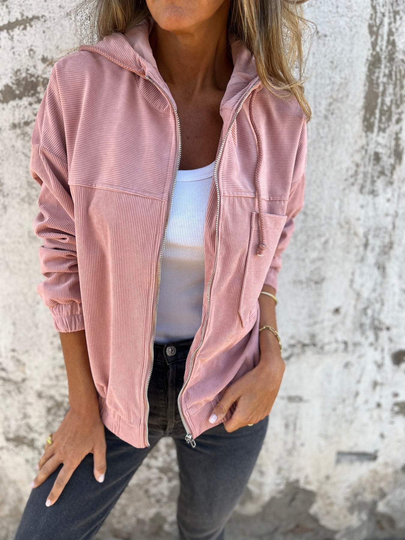 Concetta — Giacca casual da donna con cappuccio e zip