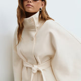 Mantella elegante da donna con cintura