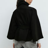 Mantella elegante da donna con cintura