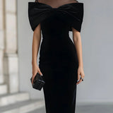 Regina ❘ Abito Midi in Velluto Nero Drammatico con Fiocco
