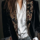 Léontine | Blazer nero aderente con stampa barocca