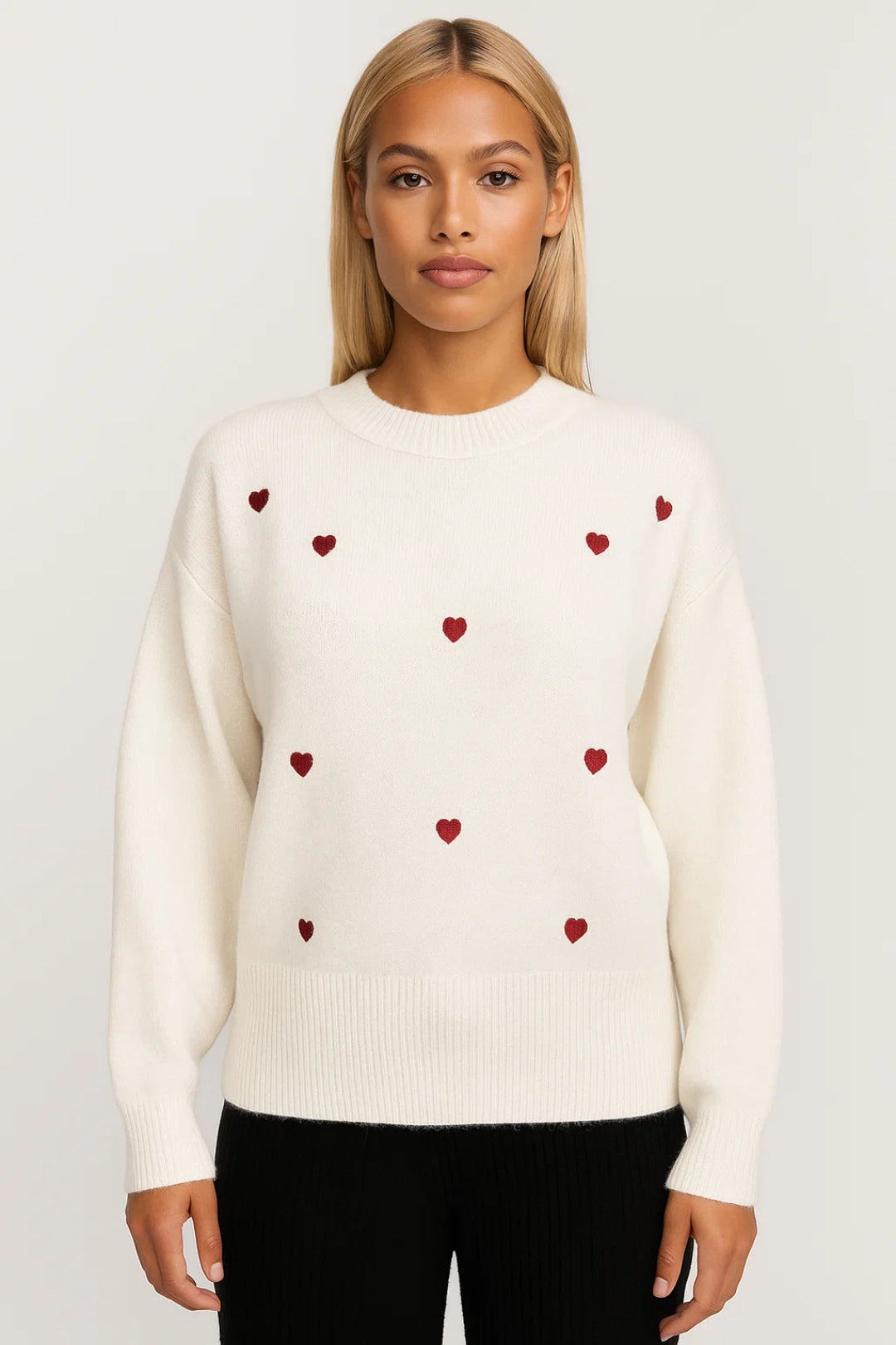 ROMILLY | MAGLIONE BIANCO CON MOTIVO A CUORE ROSSO