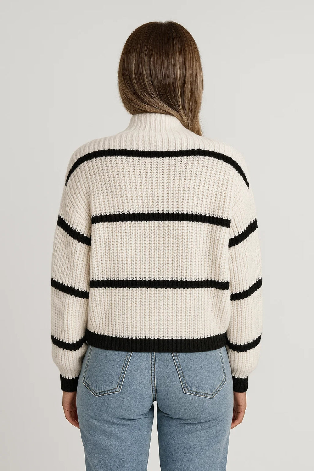 DEVINA | MAGLIONE CON COLLO ALTO A RIGHE RIBBATO