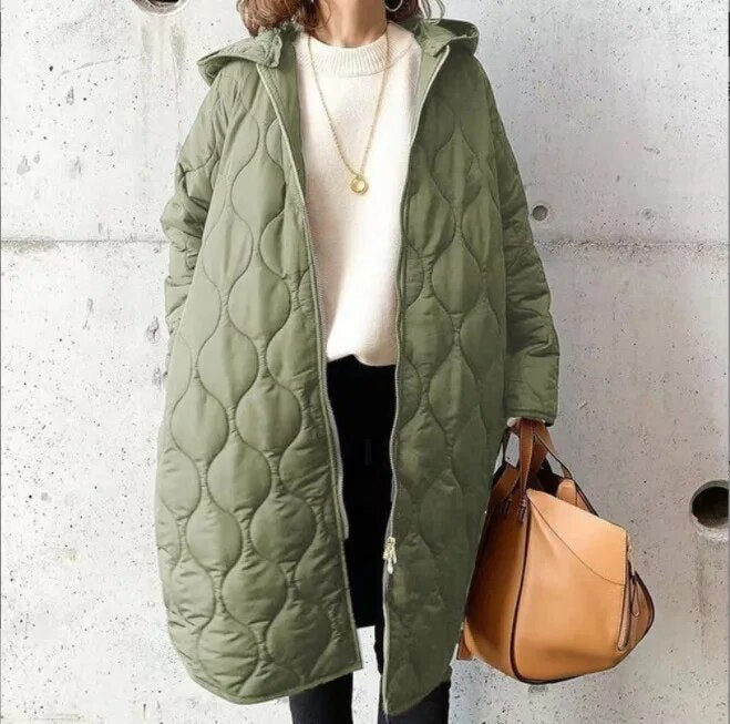 Parka imbottito da donna con cappuccio e tasche