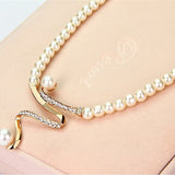 Set Collana e Orecchini con Perle