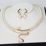 Set Collana e Orecchini con Perle