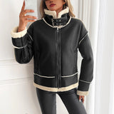 Giacca da donna in similpelle con fodera teddy e zip