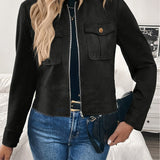 Giacca corta da donna in suede con tasche con patta