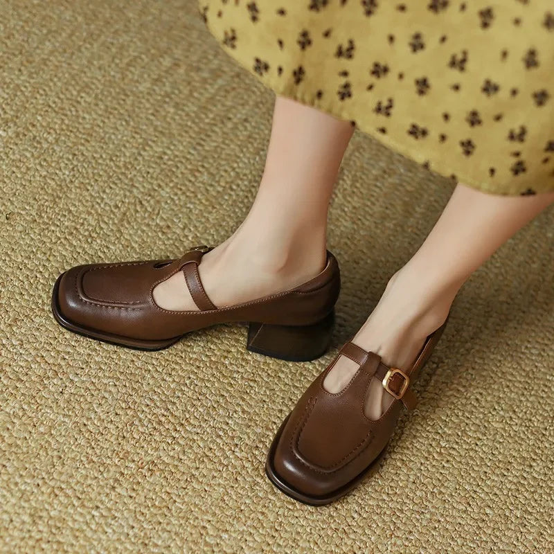 Selvana | Scarpe eleganti con cinturino a T