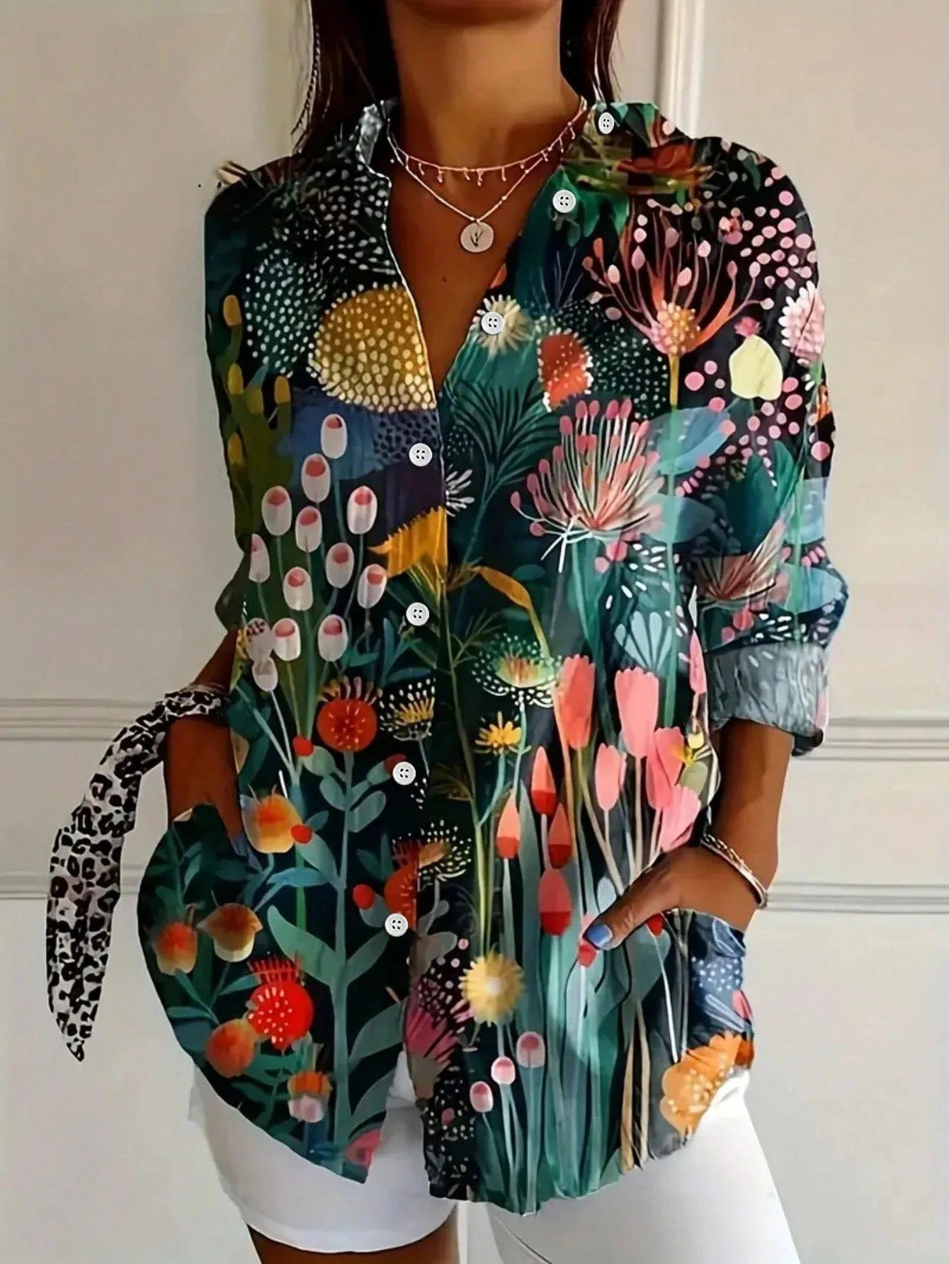 LUNA | BLOUSE WITH COLOURFUL PATTERN