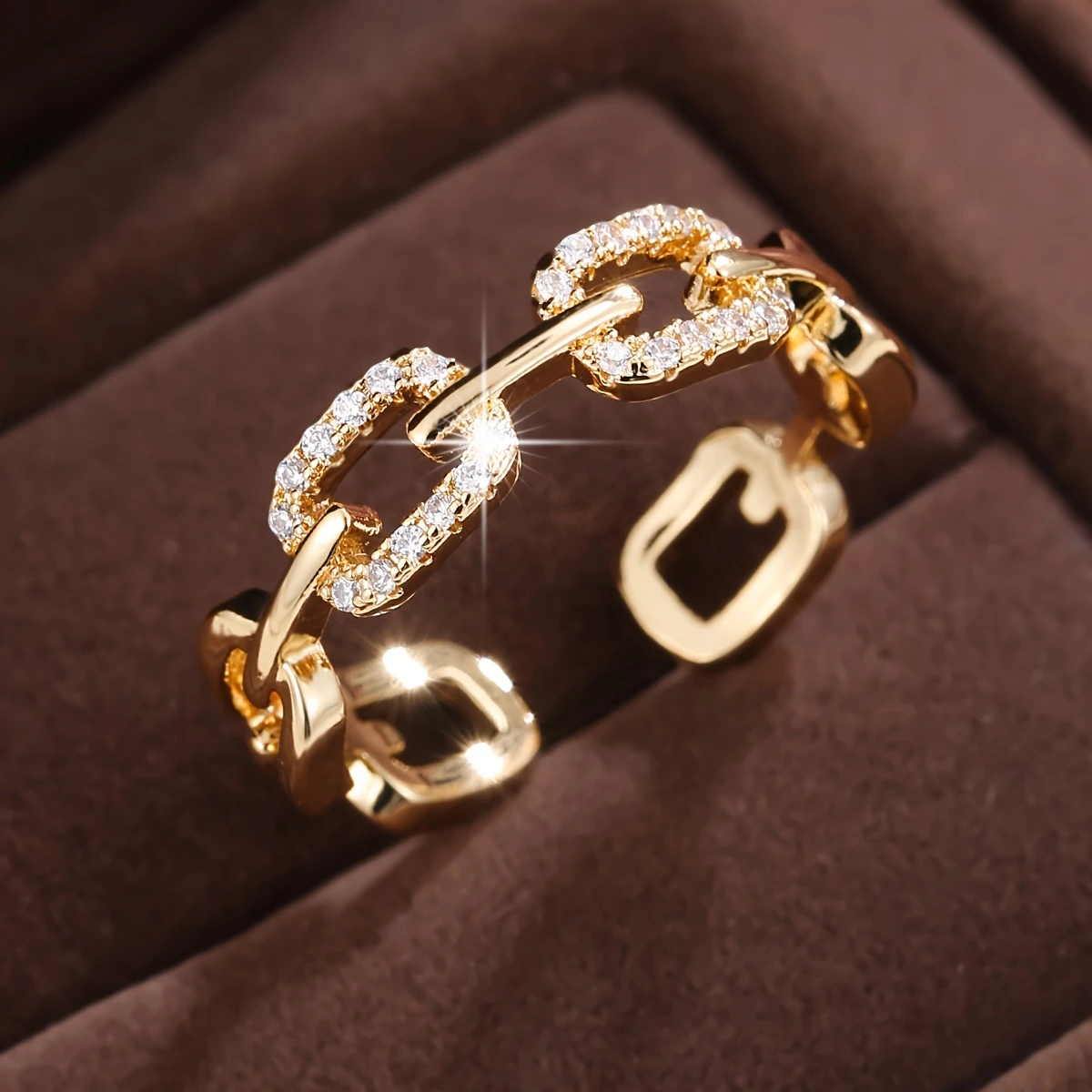 Anello dorato Catena Scintillante – Immagine 1