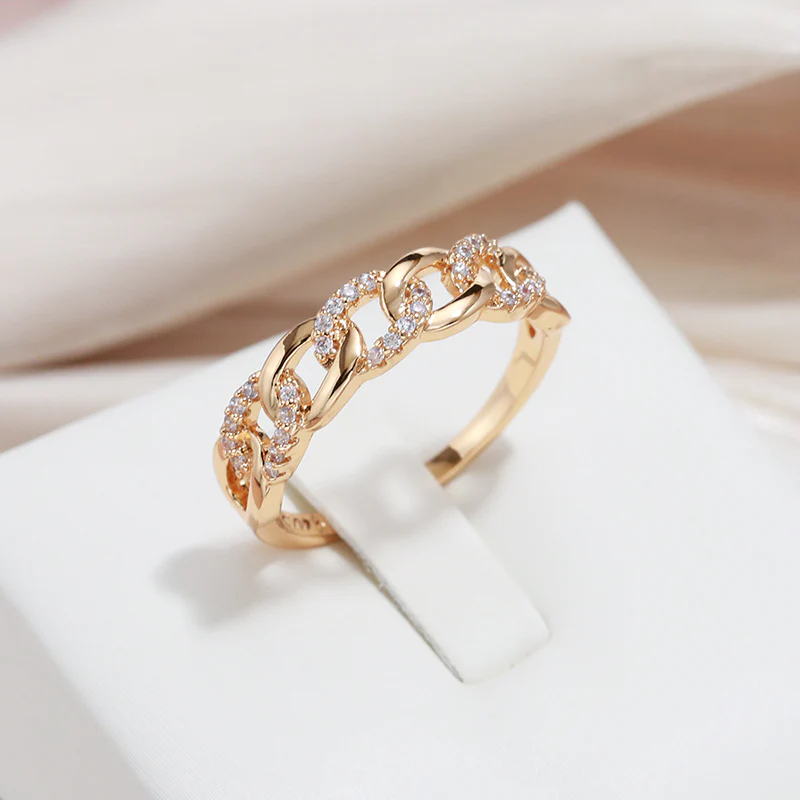 Anello dorato chic a maglie – Immagine 2