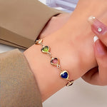 Bracciale con cuori colorati