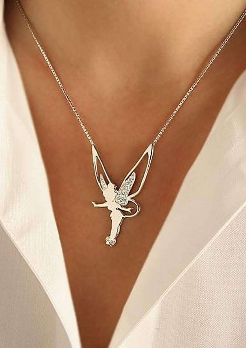 Collana dorata con ciondolo fata – Immagine 2
