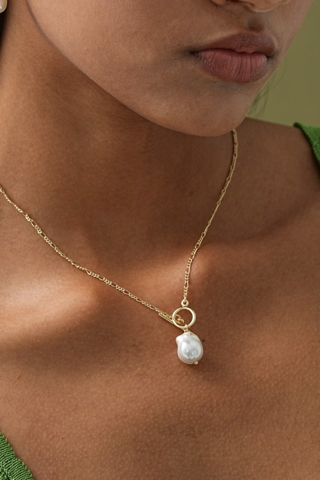 Elegante collana con perle dorate – Immagine 2