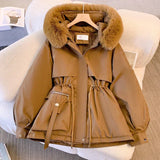 Cappotto invernale da donna con collo effetto pelliccia