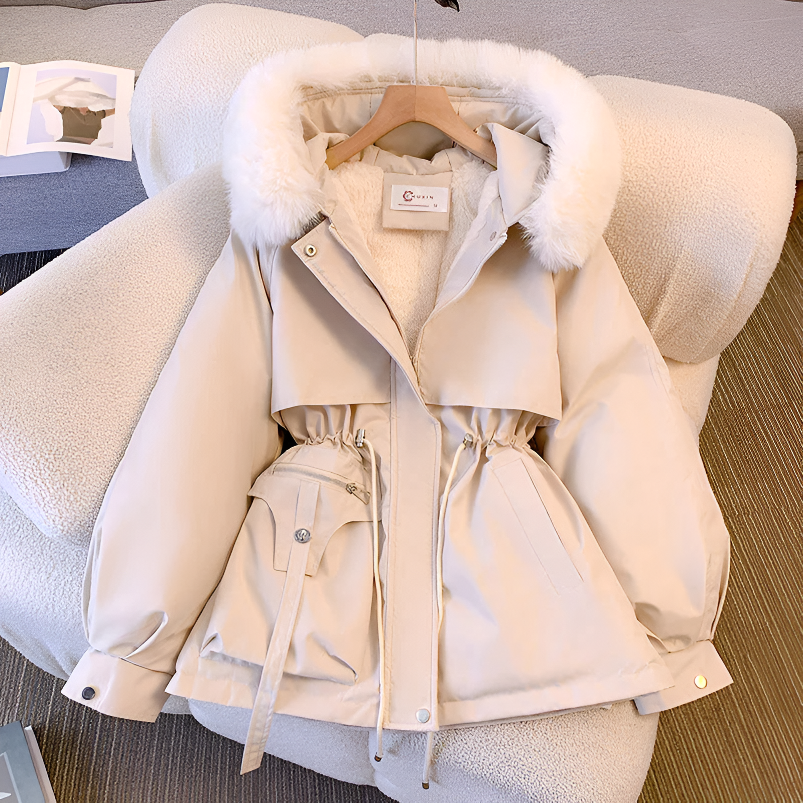 Olivia — Cappotto invernale con cappuccio
