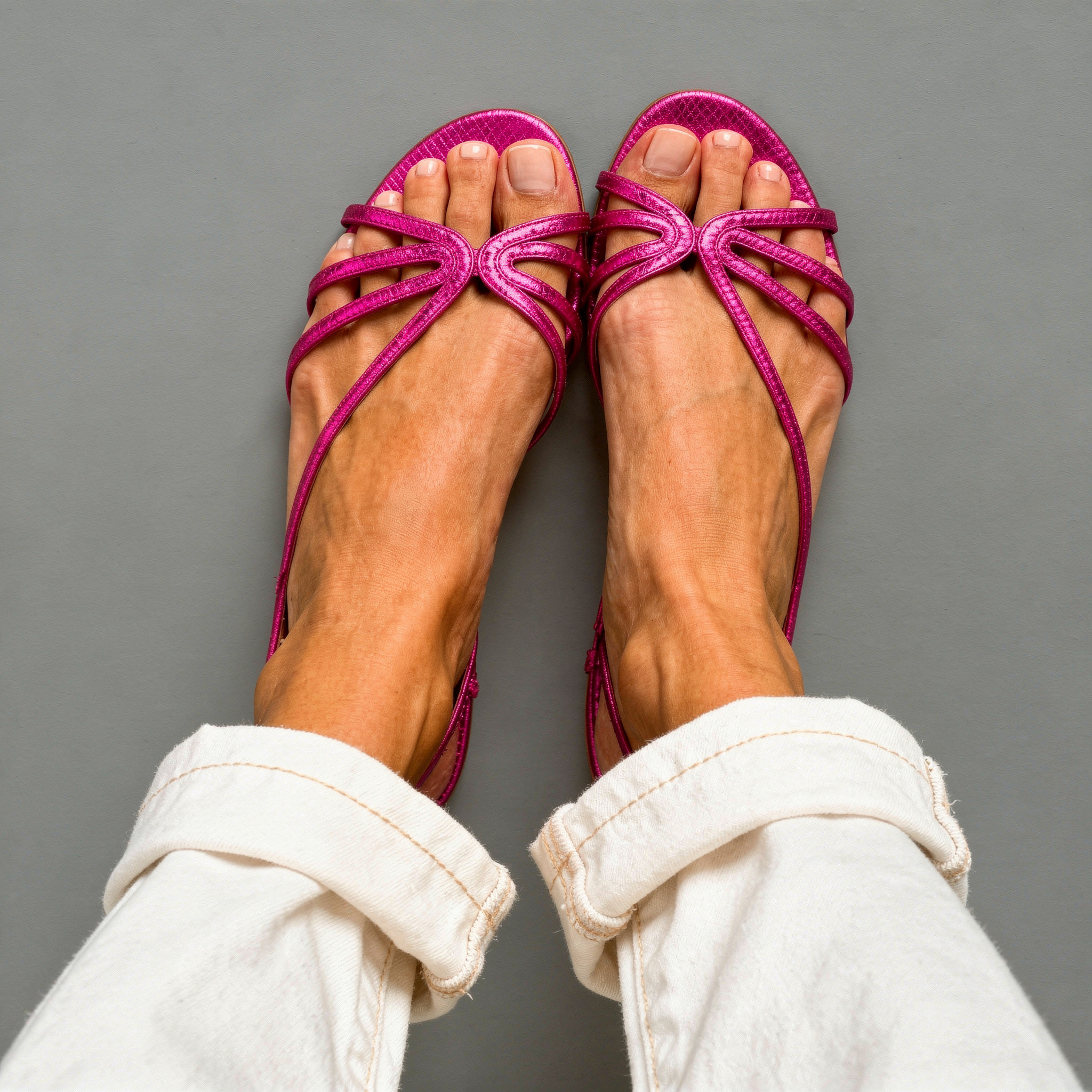 Ginevra | Elegantes Sandalias Doradas para el Verano