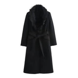 Cappotto lungo da donna con collo effetto pelliccia