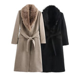 Cappotto lungo da donna con collo effetto pelliccia