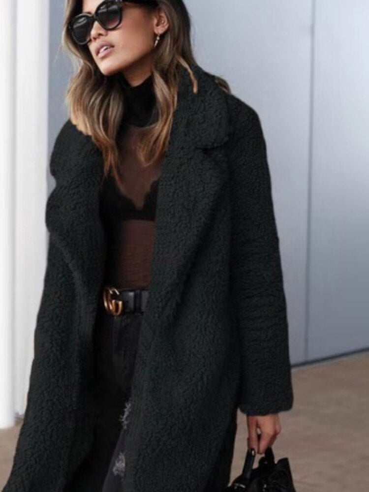 Cappotto teddy lungo da donna
