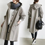 Cappotto lungo da donna con cappuccio e bottoni classici