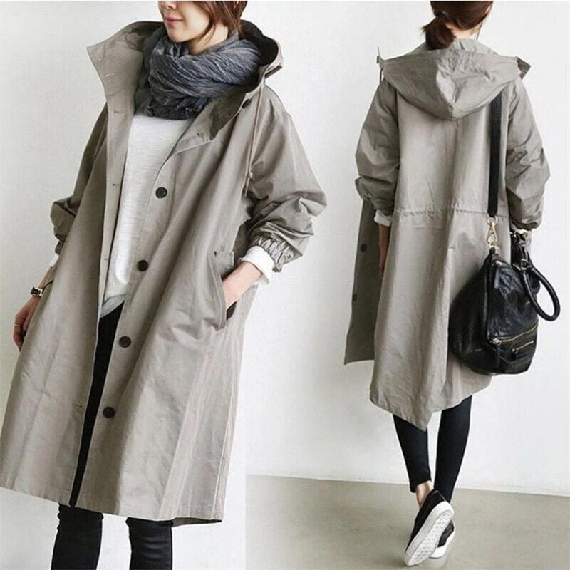 Cappotto lungo da donna con cappuccio e bottoni classici