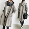 Cappotto lungo da donna con cappuccio e bottoni classici