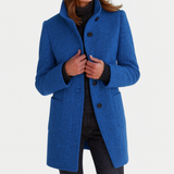 Cappotto elegante da donna con collo alto e bottoni
