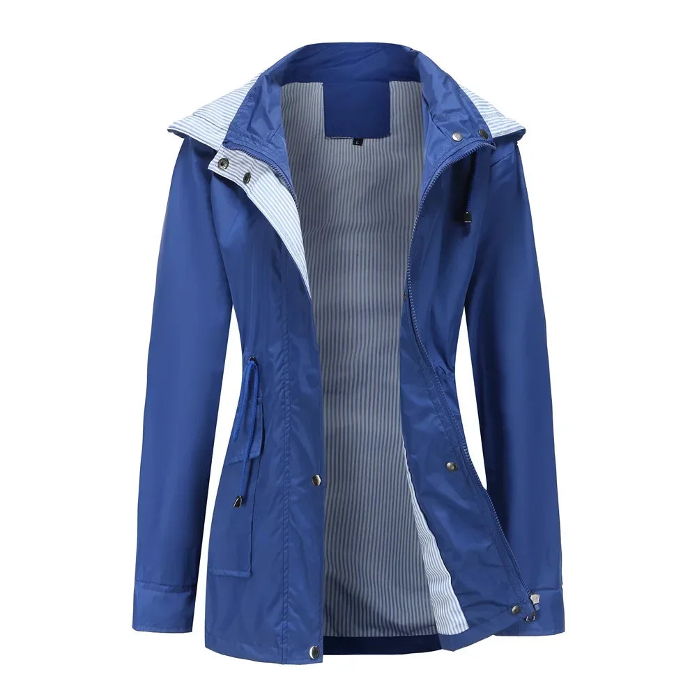 Giacca impermeabile da donna con cappuccio e bottoni