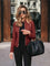Giubbotto aderente in pelle sintetica – Eleganza audace per un look rock chic