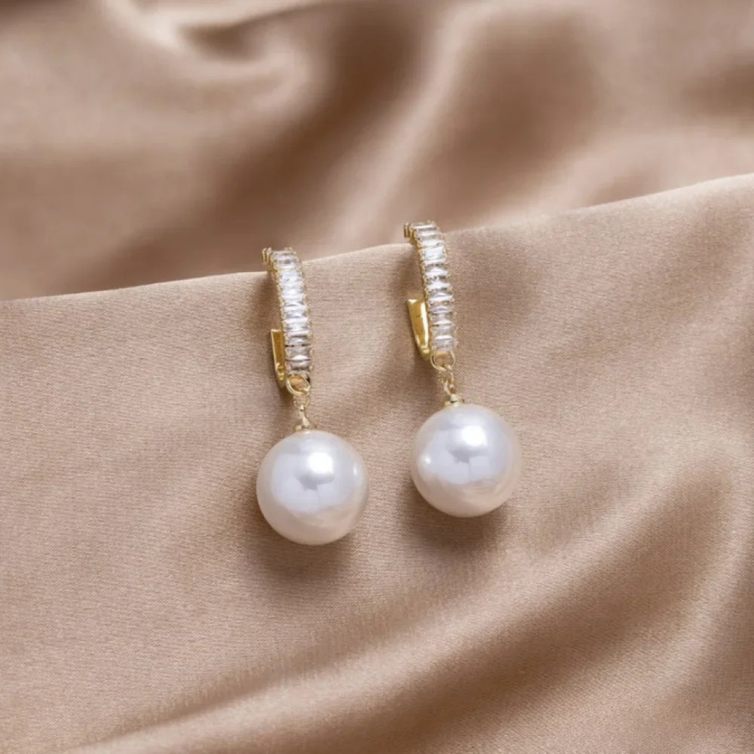 Orecchini chic con perla e zirconi – Immagine 1