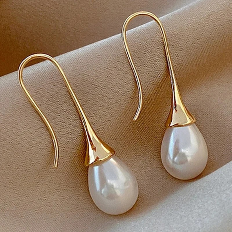 Orecchini classici Helena con perle – Immagine 1