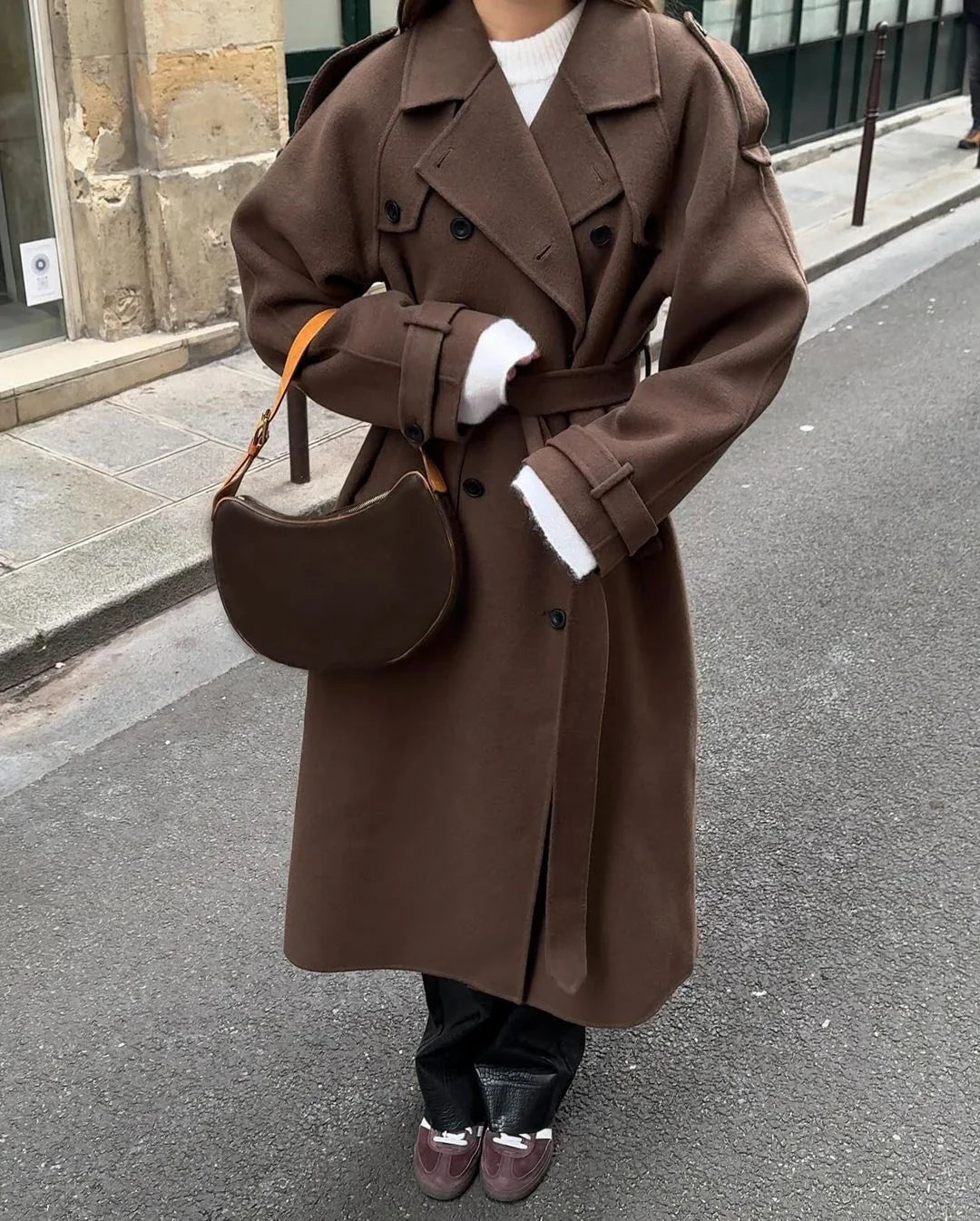 Renata – Trench lungo con revers ampi – 1