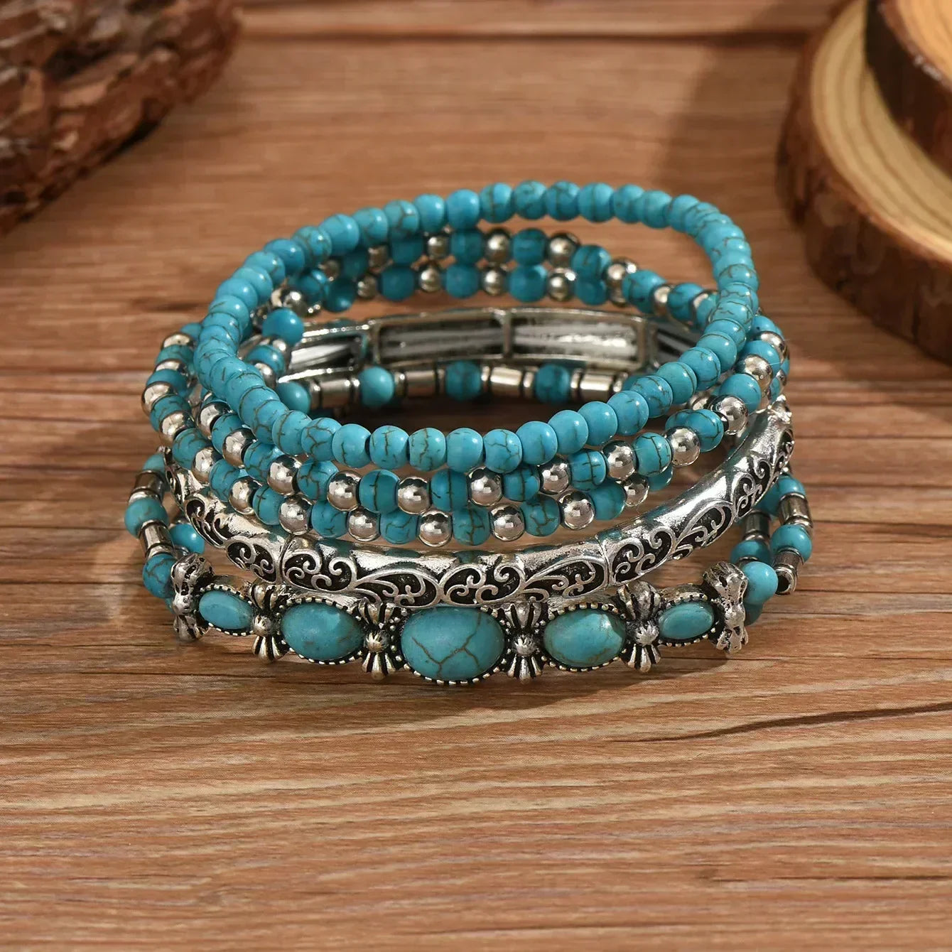 Set di bracciali con perline turchesi – Immagine 3