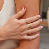 Leonie – Anello semplice in oro con superficie liscia
